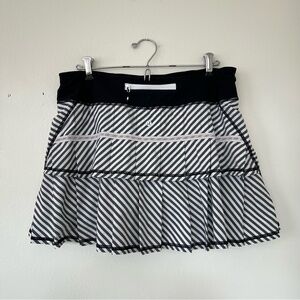 Lululemon Run Pace Setter Striped Skirt (Tall)